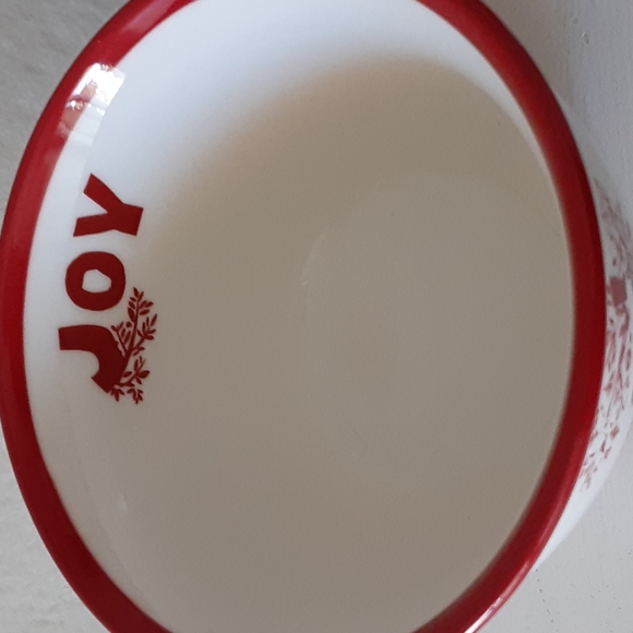 Starbucks holiday coffee mug two set - Picture 5 of 9